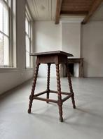 Antiek Houten Tafeltje met Gedraaide Poten, Ophalen of Verzenden