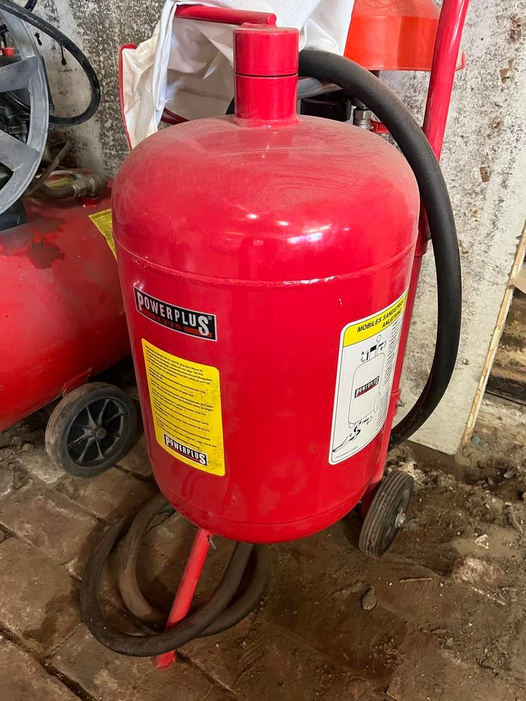 Powerplus mobiel zandstraalapparaat, Doe-het-zelf en Verbouw, Ophalen, Gebruikt