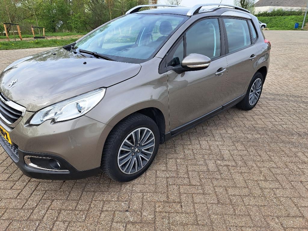 Peugeot 2008 1.2 E-vti 60KW Etg5 2016 Grijs nw apk, Auto's, Peugeot, 40 €/maand, 1199 cc, 770 kg, 23 km/l