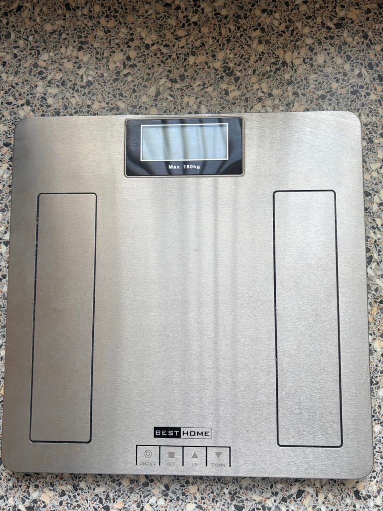 Digitale Personenweegschaal - Best Home - Max 180kg, Witgoed en Apparatuur, Weegschalen, 1 tot 500 gram, 100 kg of meer, Ophalen of Verzenden