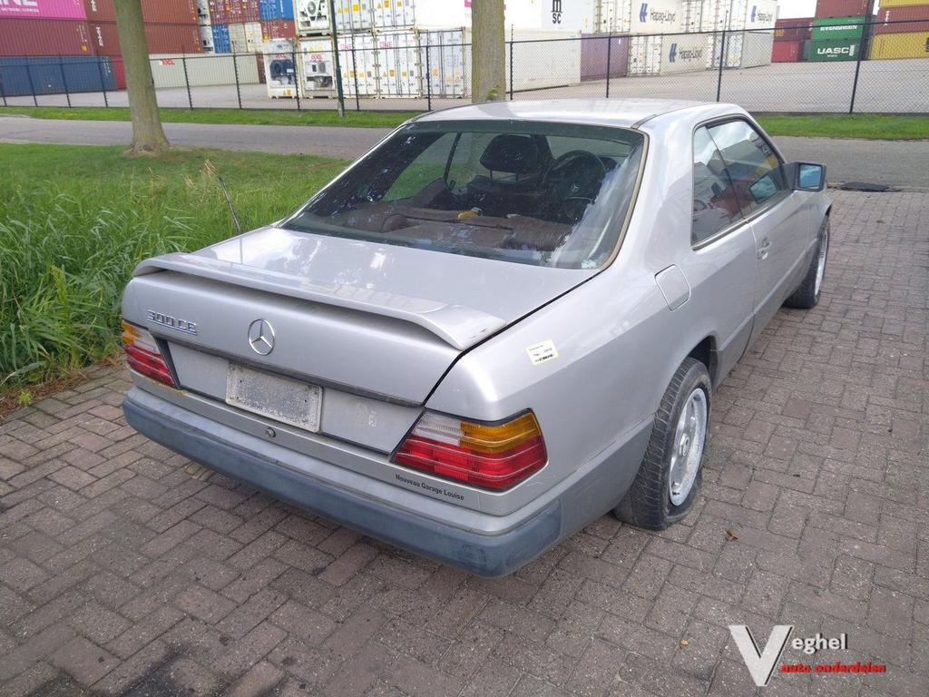 Mercedes w124 300 ce coupe 1987 in onderdelen, Auto-onderdelen, Gebruikt, -, -, Ophalen of Verzenden