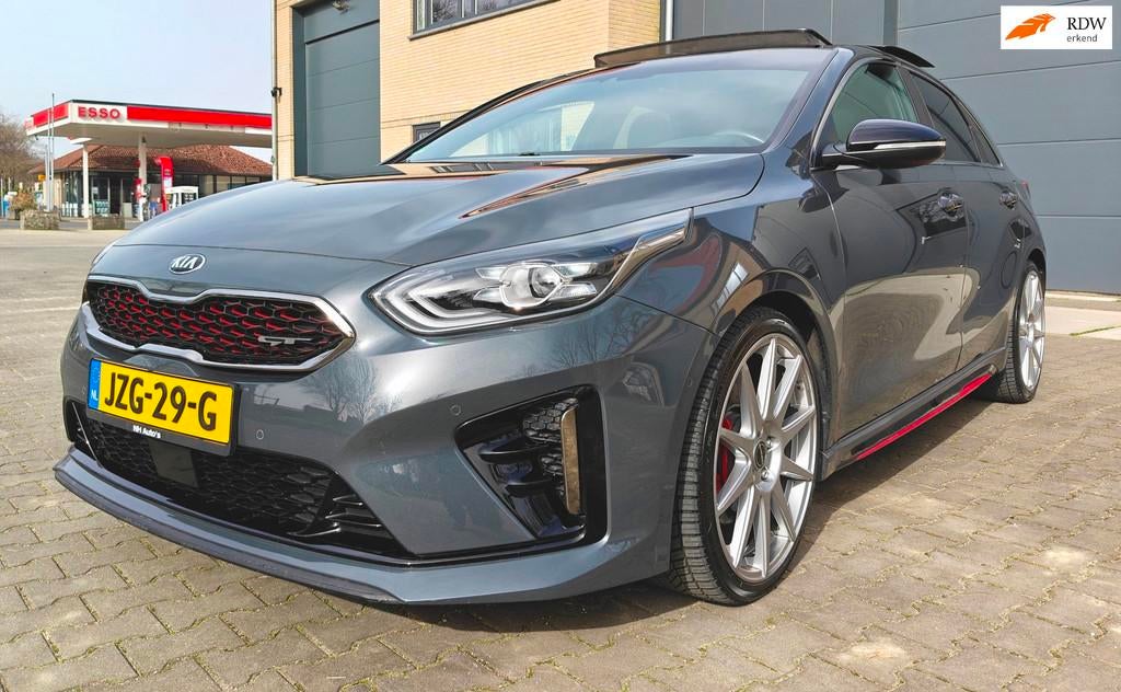 Kia CEED 1.6 T-GDi GT 204PK Panorama CarPlay 19" Velgen, Auto's, Kia, 15 km/l, Gebruikt, 4 cilinders, Bedrijf