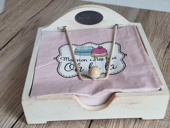 Mooie Witte Houten Servethouder met Servetten van Riverdale, Huis en Inrichting, Woonaccessoires | Overige, Gebruikt, Verzenden