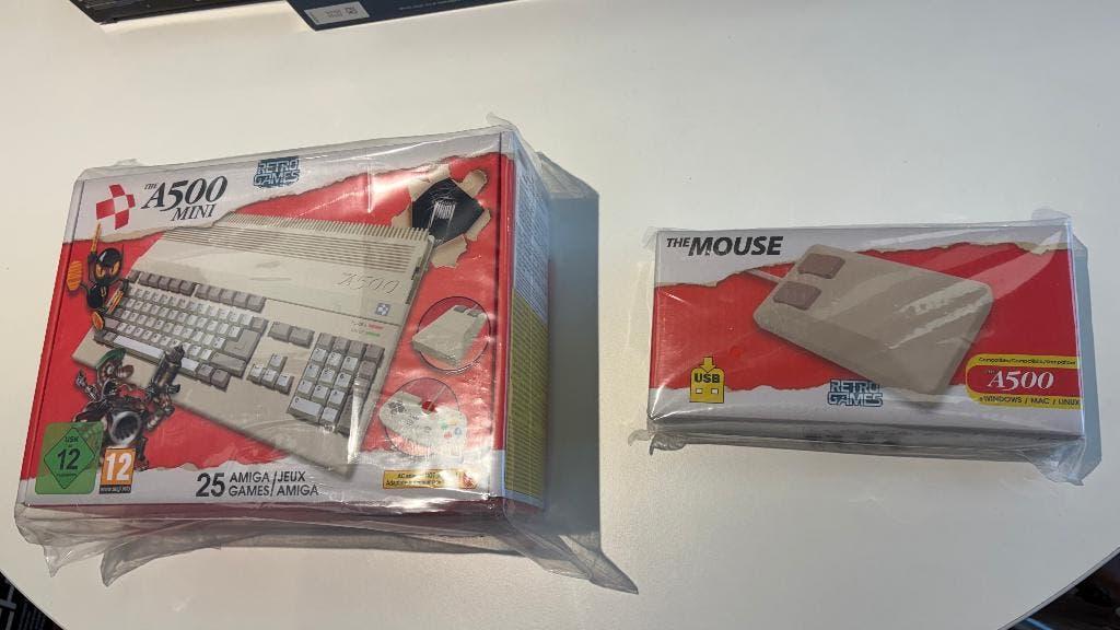 retro amiga mini + muis is normaal extra., Ophalen of Verzenden, Nieuw, Overige modellen, Met games