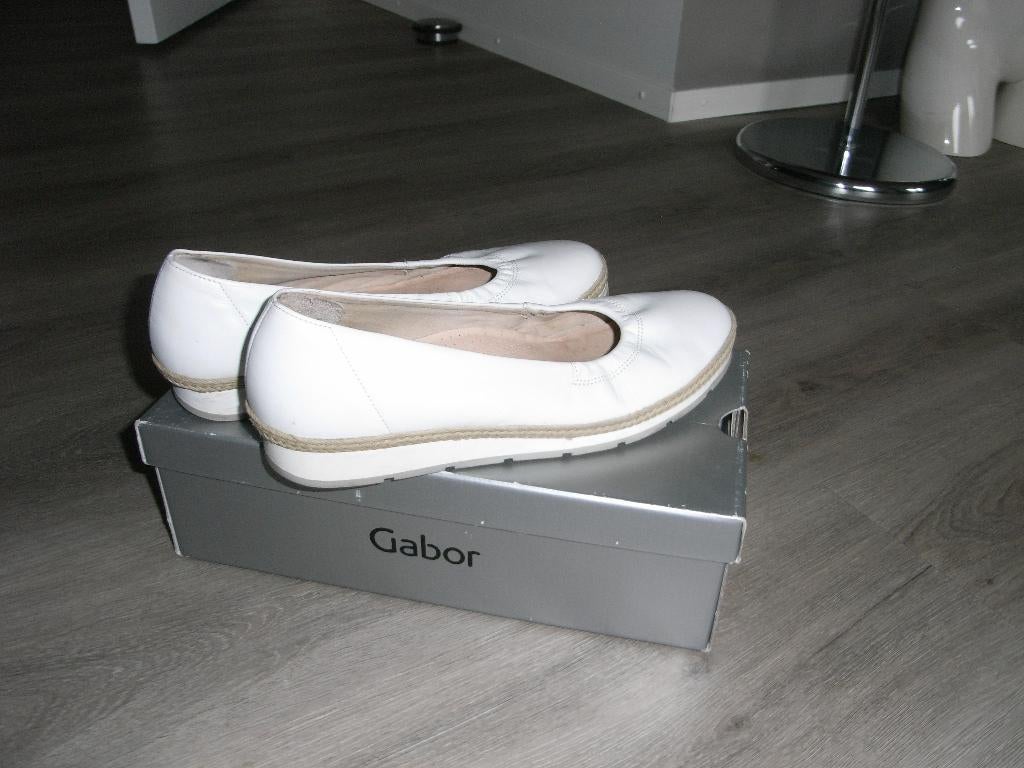 wit leren ballerina van GABOR comfort G in mt 39, ALS NIEUW!, Wit, Gabor, Zo goed als nieuw, Ballerina's
