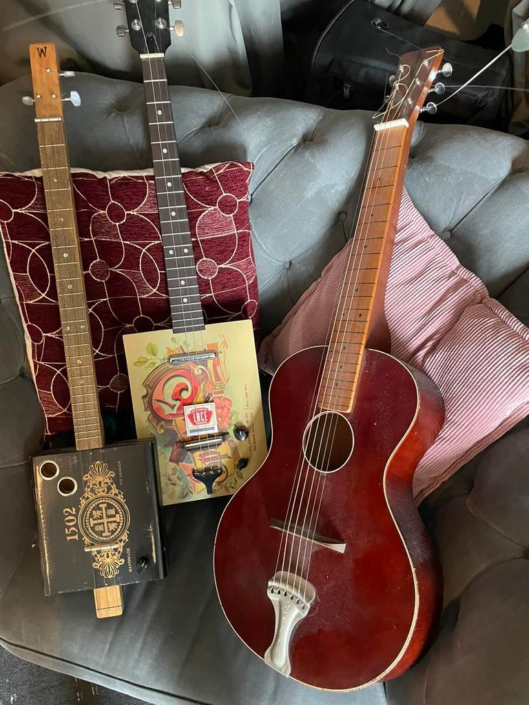 Cigar Box, Lap Steel €125👇🏻👇🏻, Ophalen of Verzenden, Gebruikt, Resonator- of Dobrogitaar, Met (piezo-)element