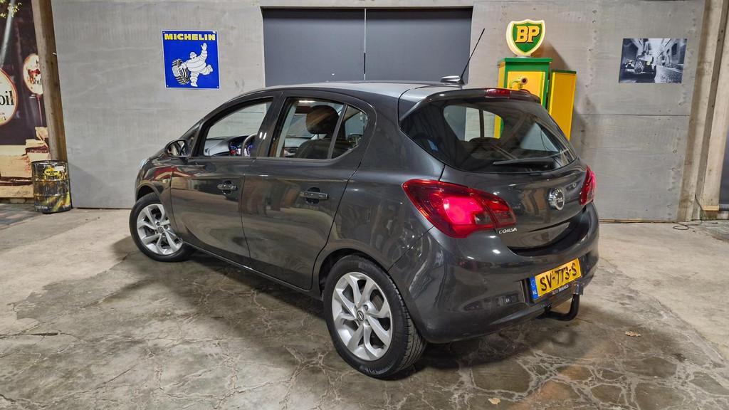 Opel Corsa 1.4 Online Edition Automaat 90PK | Rijklaarprijs, Auto's, Opel, Gebruikt, 4 cilinders, 49 €/maand, Origineel Nederlands