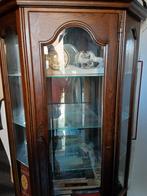 Antieke houten vitrinekast met glazen deuren, Ophalen, Glas, Klassiek, Antiek, 50 tot 100 cm