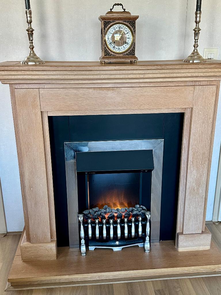 Gezellige openhaard met elektrische kachel, Ophalen, Gebruikt, Vrijstaande haard, Elektrische haard