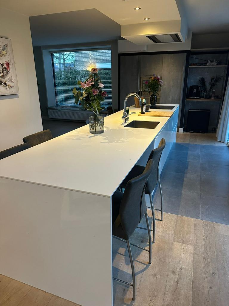 Grando Witte Eiland Keuken, Huis en Inrichting, Keuken | Complete keukens, Wit, Overige typen, Ophalen of Verzenden, Zo goed als nieuw