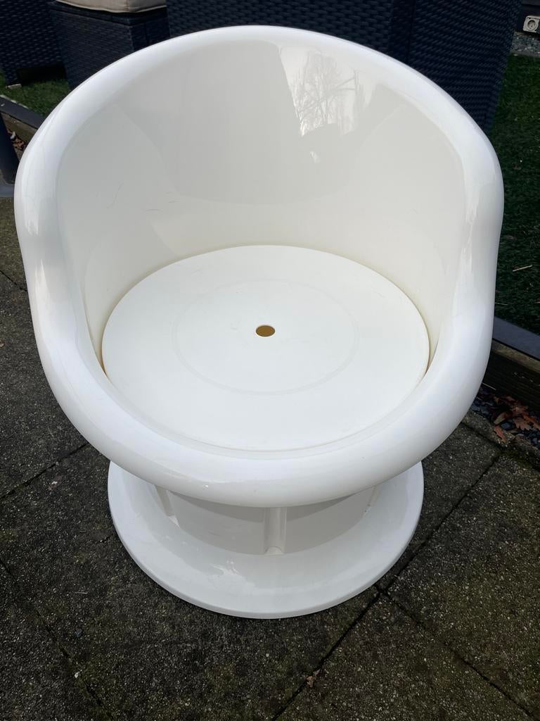 Vintage Witte Kuipstoel met Zwart Kussen Ikea, Ophalen, Kunststof, Gebruikt, Wit