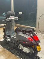 Vespa sprint 2017, Fietsen en Brommers, Ophalen, Zo goed als nieuw, Benzine, Overige modellen