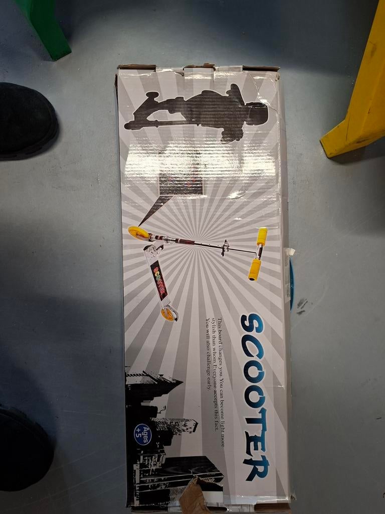 Nieuwe step in doos, Fietsen en Brommers, Ophalen of Verzenden