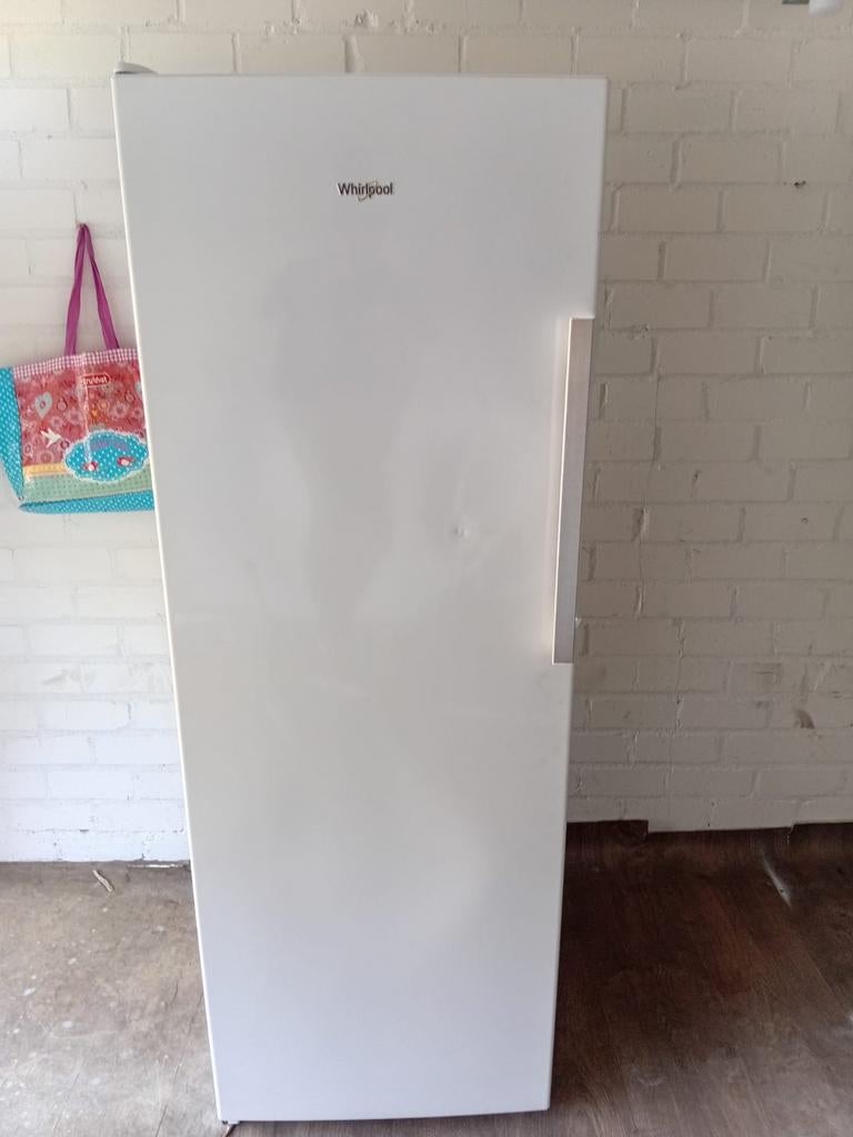 Vrieskast whirlpool no frost, Witgoed en Apparatuur, Vriezers en Diepvrieskisten, Ophalen of Verzenden, 60 tot 90 cm, 160 cm of meer
