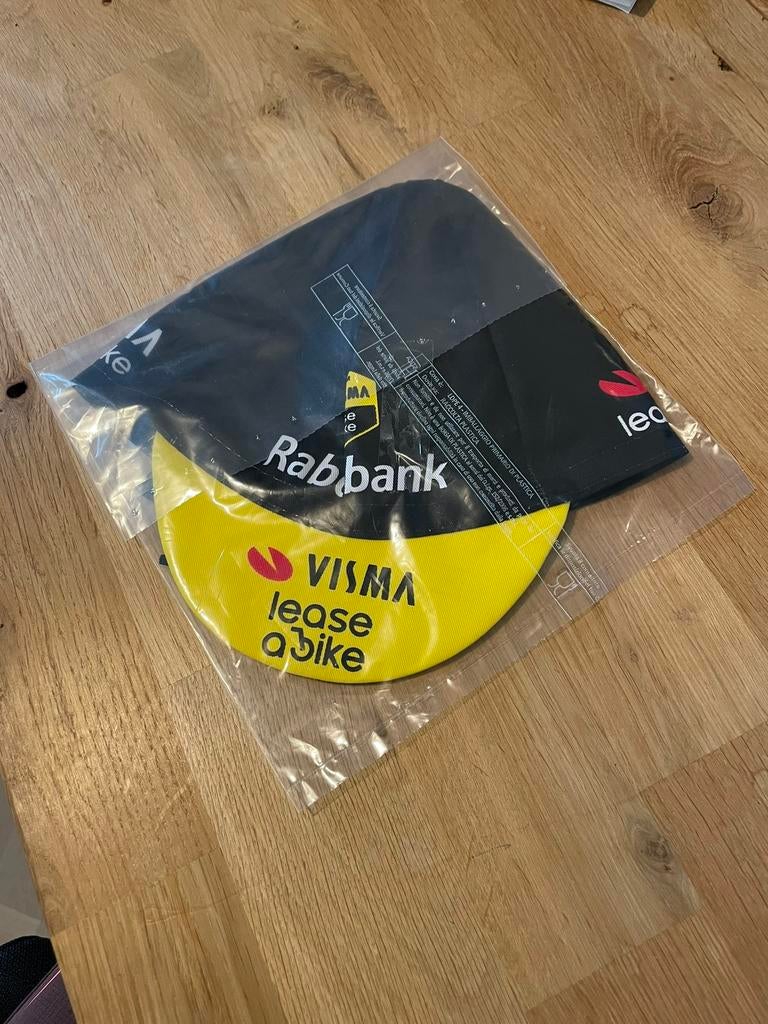 Visma Lease-a-Bike koerspet (wielrennen, koers), Fietsen en Brommers, Fietsaccessoires | Fietskleding, Ophalen of Verzenden, Nieuw