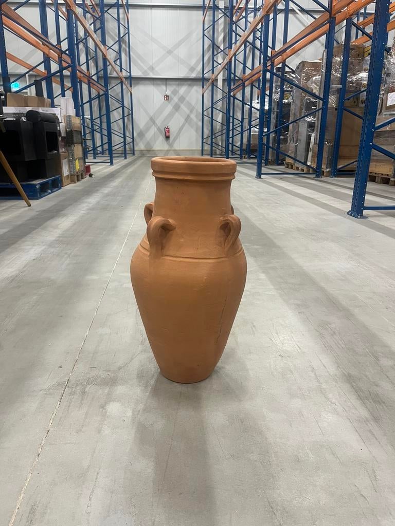 Terracotta Pot Nieuw, Ophalen