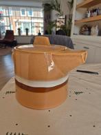 Theepot HK living - ceramic 70's stream, Huis en Inrichting, Keuken | Servies, Ophalen, Keramiek, Overige typen, Zo goed als nieuw