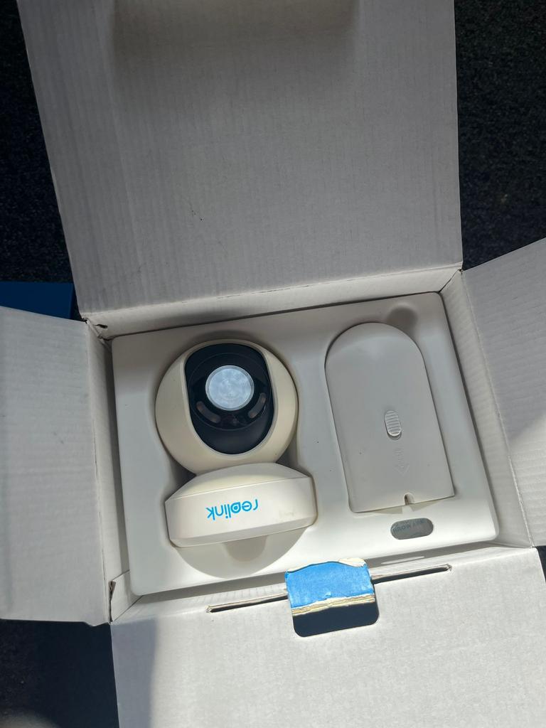 Reolink Outdoor camera, Full HD, Minder dan 8x, Zo goed als nieuw, Geheugenkaart