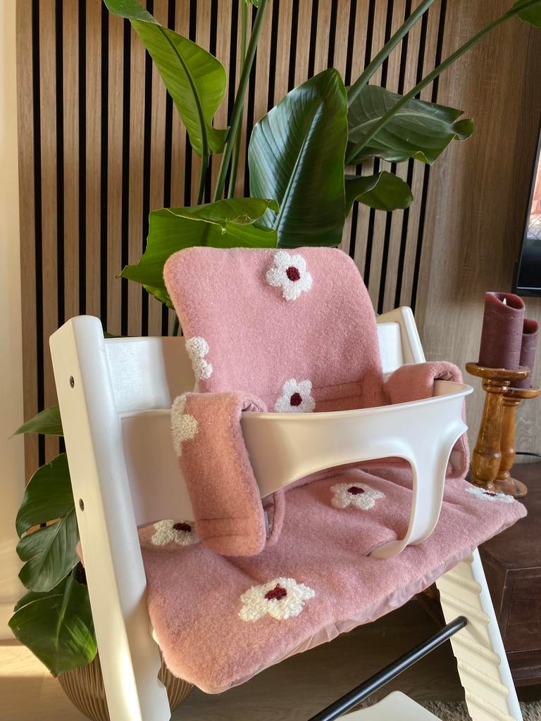 Bloemetjes kussenset voor kinderstoel stokke tripp trapp, Kinderen en Baby's, Kinderstoelen, Ophalen of Verzenden, Nieuw, Meegroeistoel