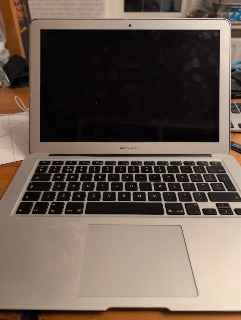 Macbook Air, 13 inch, Minder dan 2 Ghz, Ophalen of Verzenden, Niet werkend