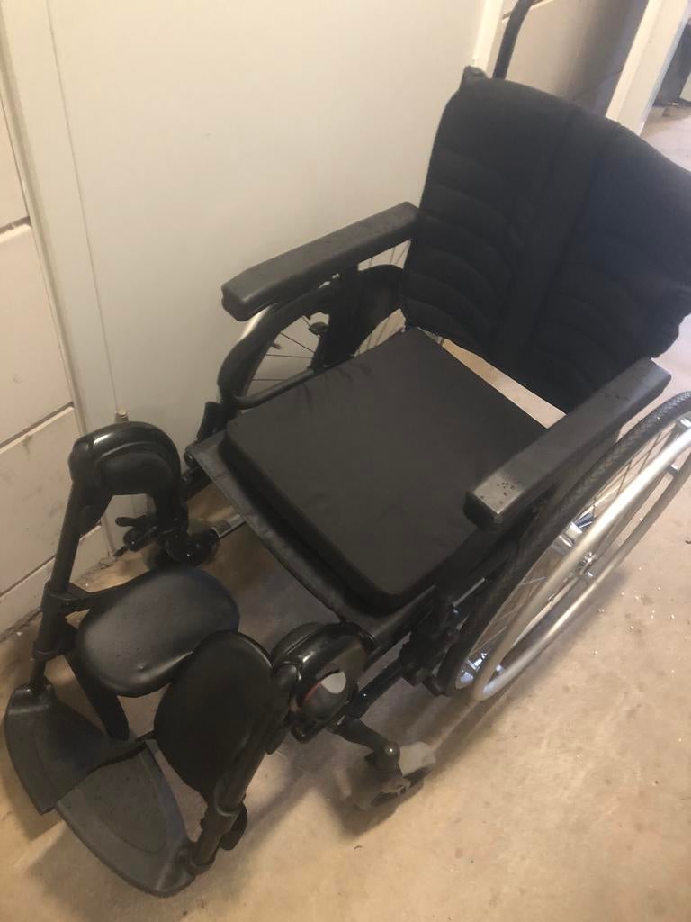 Kinderen Rolstoel, Diversen, Rolstoelen, Ophalen of Verzenden, Zo goed als nieuw, Duwrolstoel