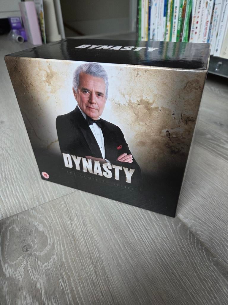 Dynasty - Complete serie seizoen 1 tm 9 - boxset, Boxset, Drama, Ophalen of Verzenden, Zo goed als nieuw
