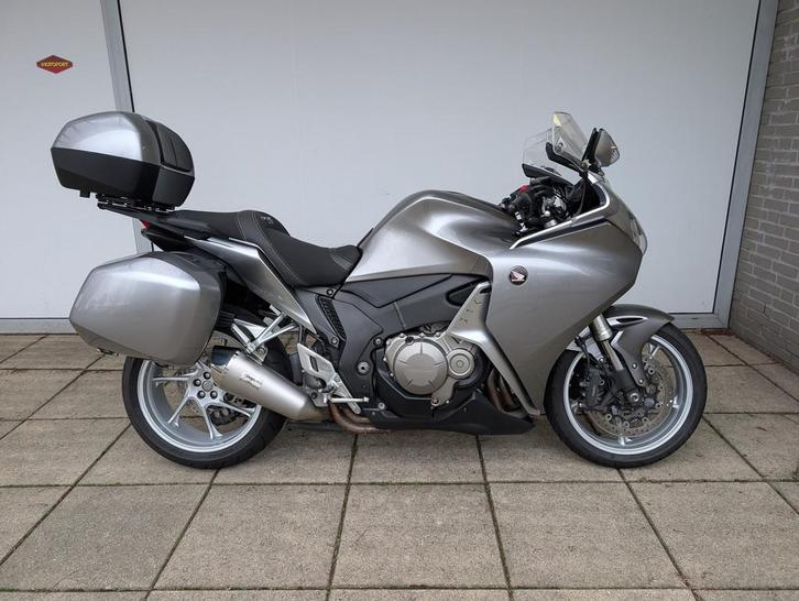 Honda VFR 1200 F ABS (bj 2010), Motoren, Motoren | Honda, Bedrijf, Toermotor