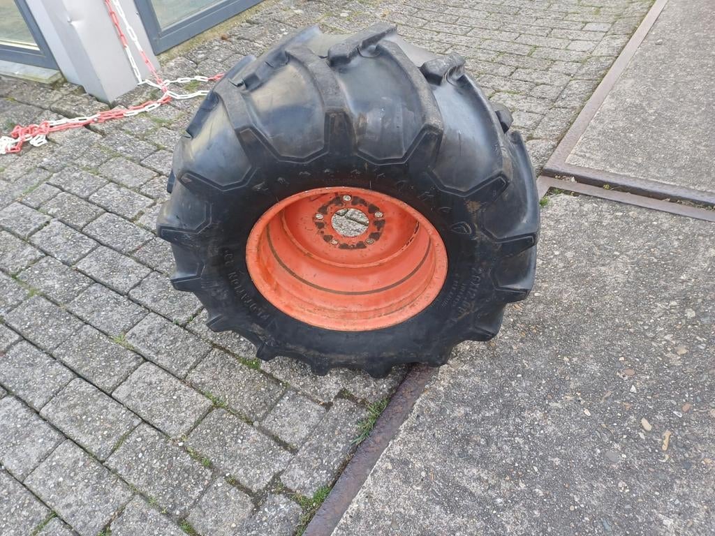 Tuinfrees Firestone brede  banden 26x12x12 minitreker banden, Ophalen, Zo goed als nieuw, Grondboor, Fierstone