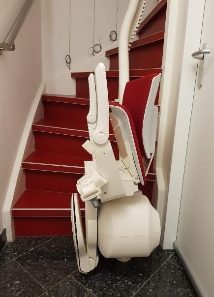 TRAPLIFT OTOLIFT, Ophalen, Gebruikt, Met bocht