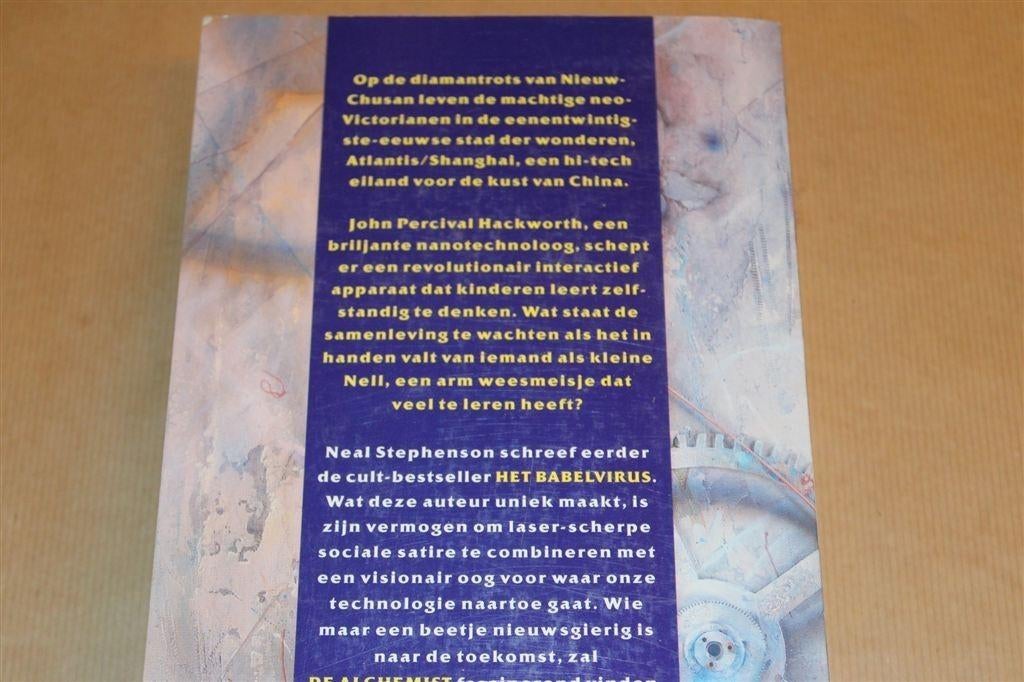 Alchemist [The Diamond Age] —Science Fiction Neal Stephenson, Boeken, Ophalen of Verzenden, Gelezen