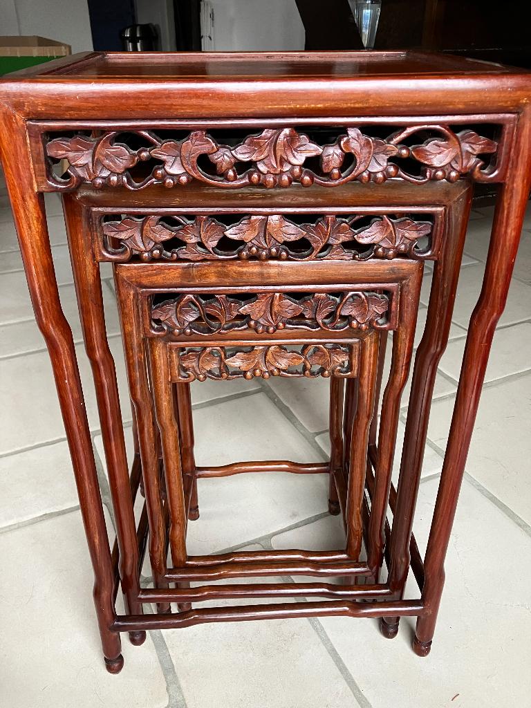 Zeldzame antieke Pallisander (Rosewood) nesttafels, Ophalen