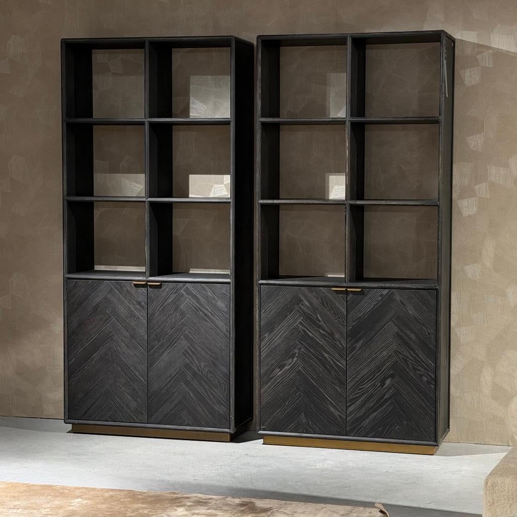 Richmond Blackbone Boekenkast **Showroom leeg verkoop**, Huis en Inrichting, Kasten | Boekenkasten, Ophalen, Met deur(en), 200 cm of meer