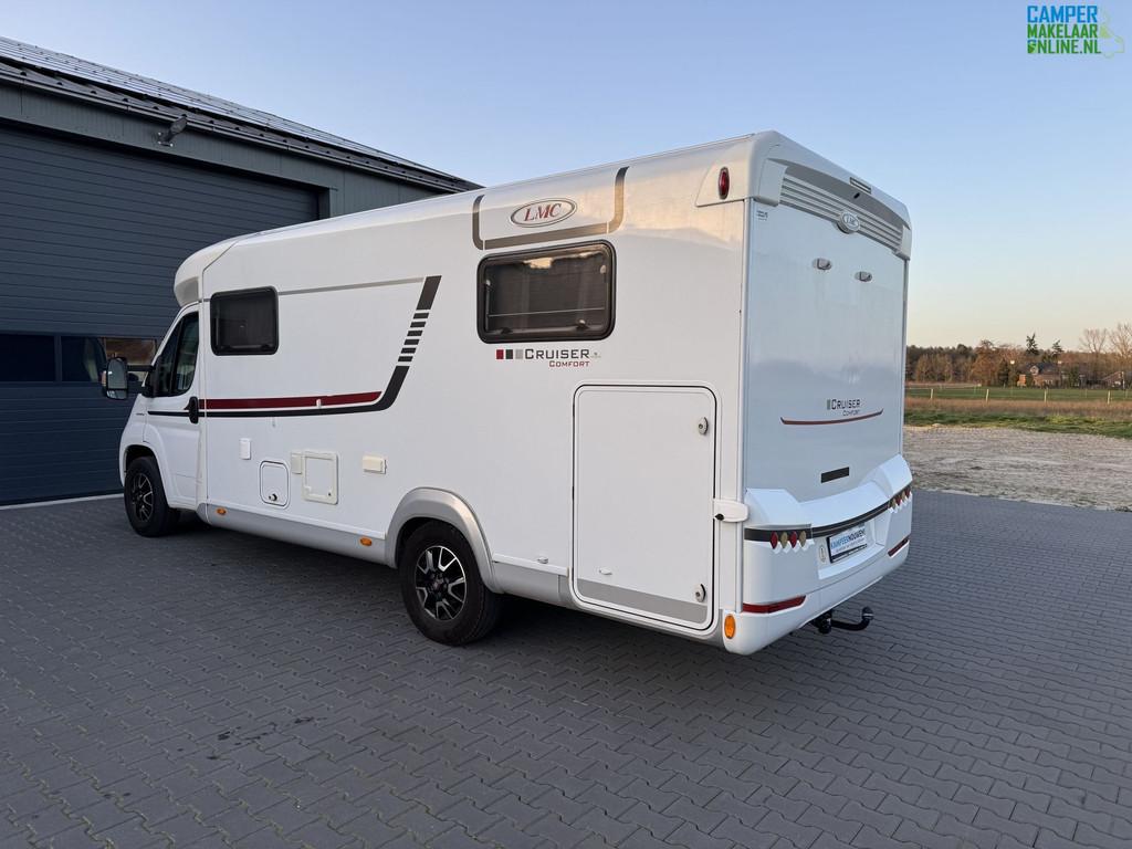 LMC Cruiser T 662G | Enkele bedden | Netjes & goed onderhoud, Verwarmde buitenspiegels, Standaard zit, Ringverwarming, Koelkast