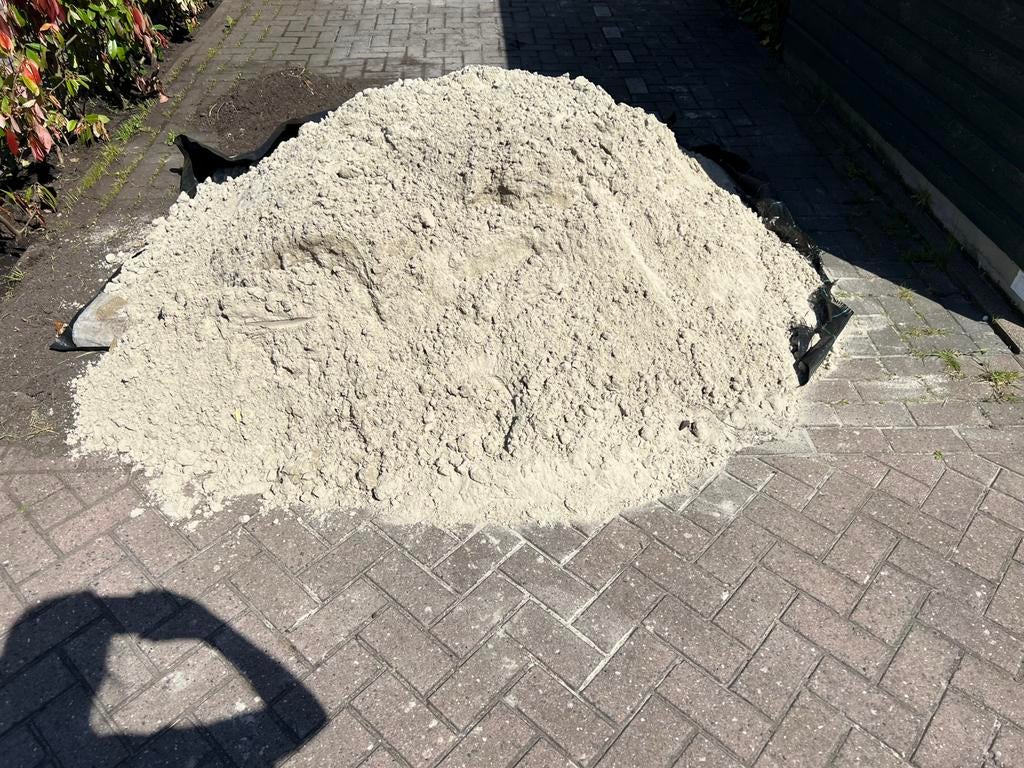 Ophoogzand 1-1,5 kuub GRATIS, Tuin en Terras, Ophalen, Zo goed als nieuw, Ophoogzand
