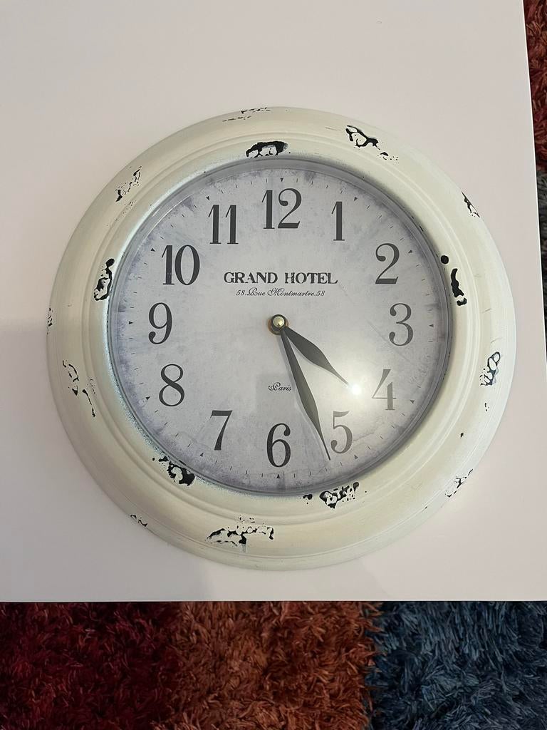 Mooie klok. Bieden., Ophalen of Verzenden, Zo goed als nieuw, Wandklok