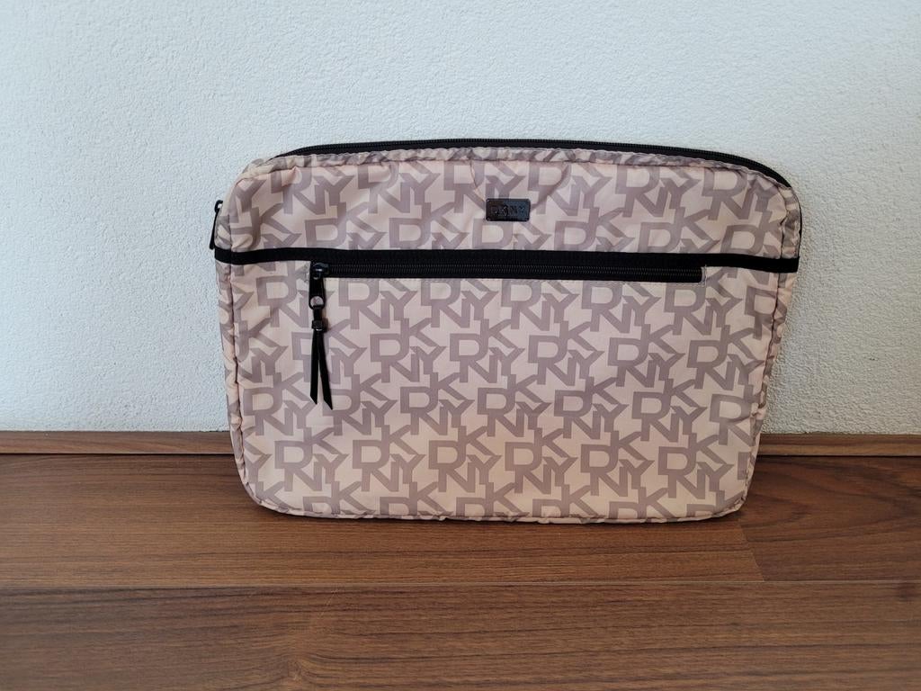ZGAN 17 inch laptophoes laptop cover laptopschermhoes DKNY, Computers en Software, Laptophoezen, Ophalen of Verzenden, 17 inch of meer