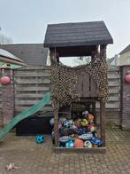 Speelhuisje met glijbaan gratis af te halen, Ophalen, Gebruikt, Hout