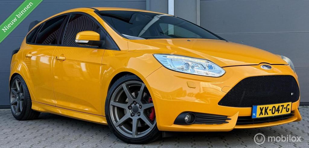 Ford Focus 2.0 EcoBoost ST-2 RS optiek/LED/Camera/Cruise/PDC, Auto's, Ford, Bedrijf, Te koop, Focus, ABS, Achteruitrijcamera, Airbags