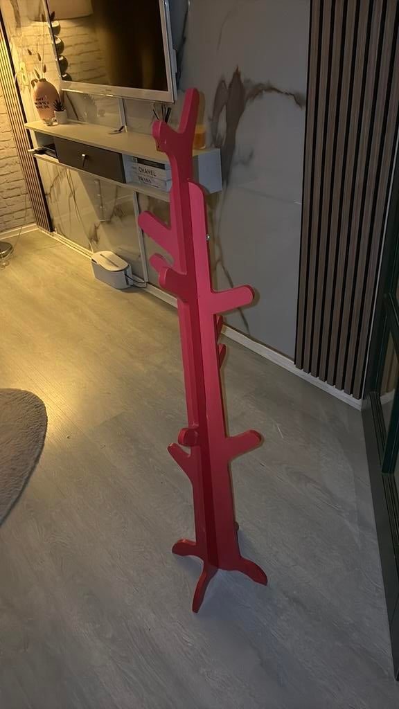 Kapstokje kind rood kwantum, Huis en Inrichting, Woonaccessoires | Kapstokken, Ophalen, Zo goed als nieuw, Minder dan 100 cm