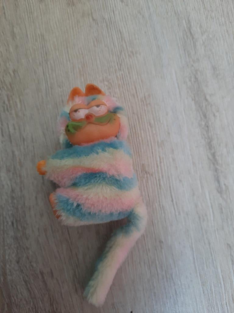 Vintage Garfield knijpbeestje knuffel - Regenboog gestreept, Gebruikt, Overige merken, Overige karakters, Ophalen of Verzenden