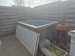 Hottub met houten ombouw, Ophalen of Verzenden, Gebruikt, Pomp