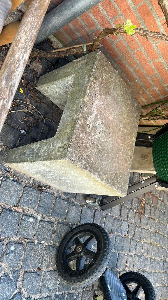 Tuintafeltje, Ophalen, Zo goed als nieuw