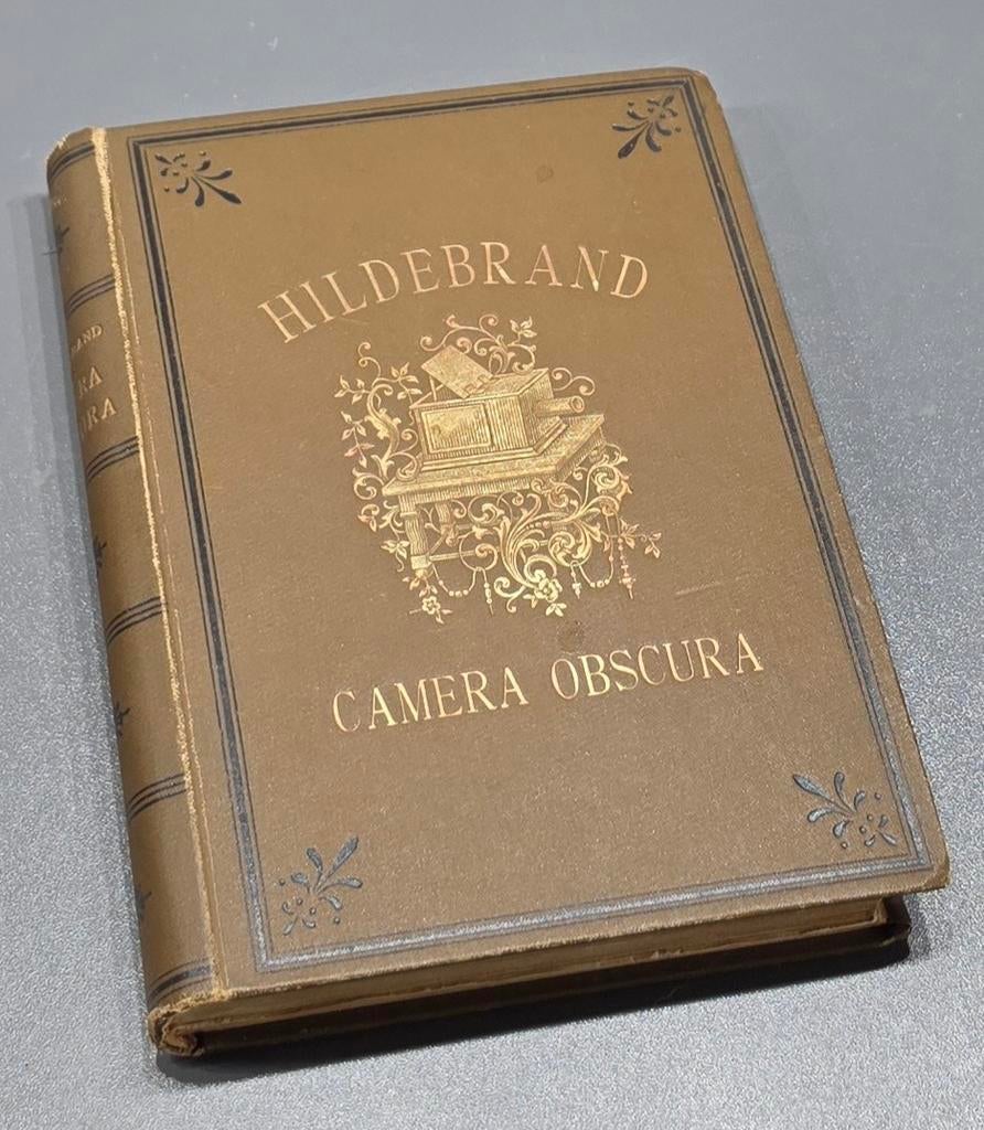 Hildebrand's Camera Obscura - Klassiek Nederlands Werk, Ophalen of Verzenden, Gelezen, Fotografie algemeen, Hildebrand (Nicolaas Beets)