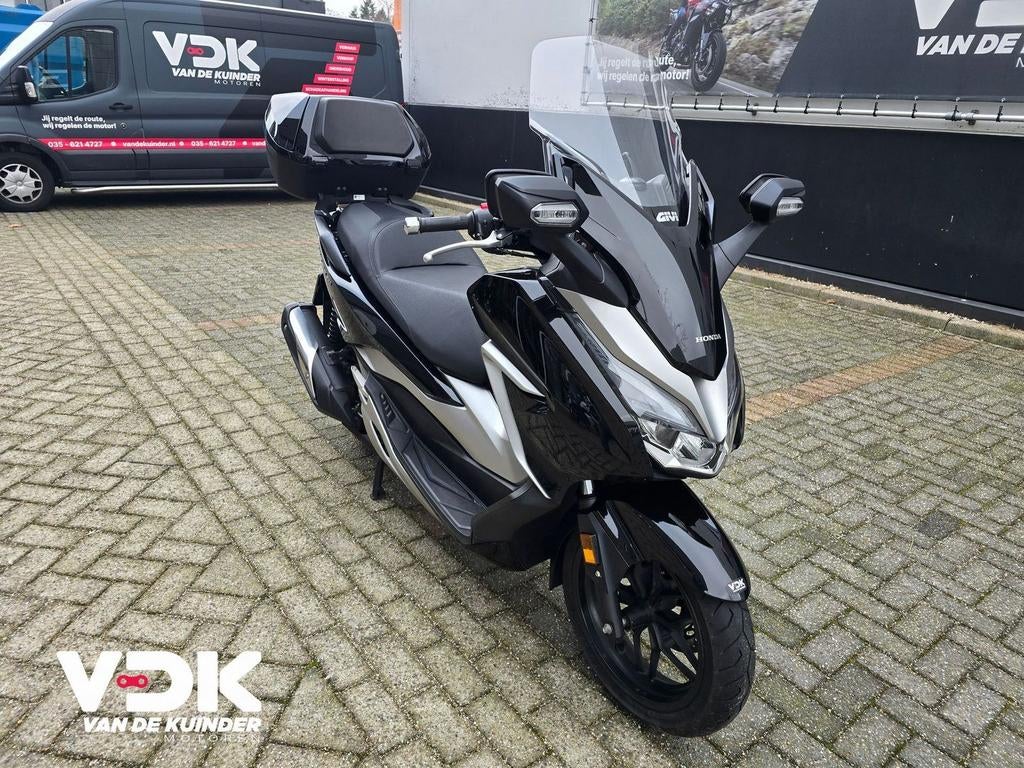 HONDA NSS 300 FORZA C-ABS (bj 2020), Motoren, Motoren | Honda, Scooter, Bedrijf, Onbekend, Onbekend