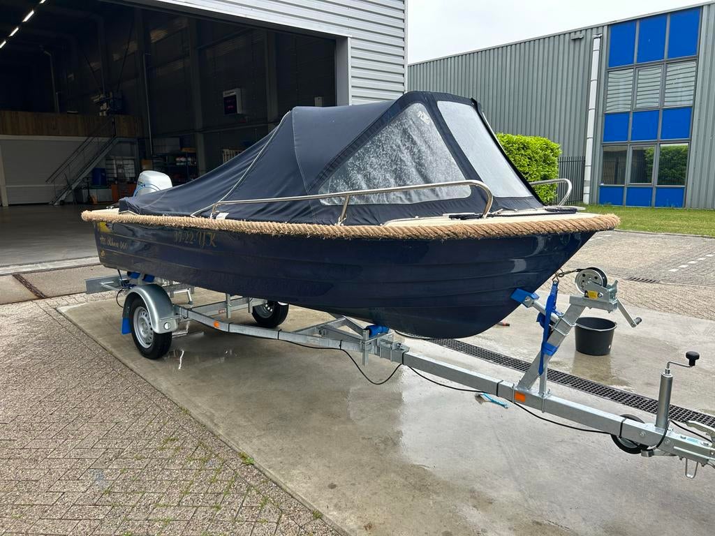 Rhea 460 sloep, buiskap, 30pk Honda en kanteltrailer, Watersport en Boten, Sloepen, Ophalen, 10 tot 30 pk, Gebruikt, Snelvarend