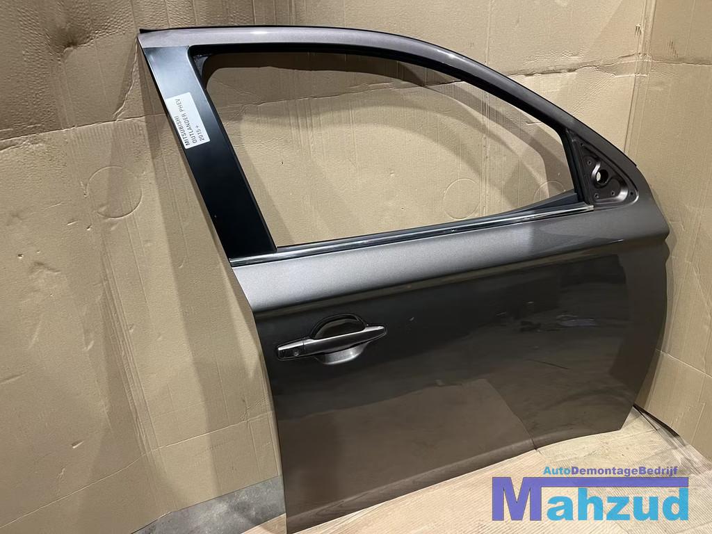 MITSUBISHI OUTLANDER PHEV Grijs rechts voor deur portier 201, Auto-onderdelen, Info@mitsubishi-motors.com, Gebruikt, Deur, Mitsubishi Motors Corporation