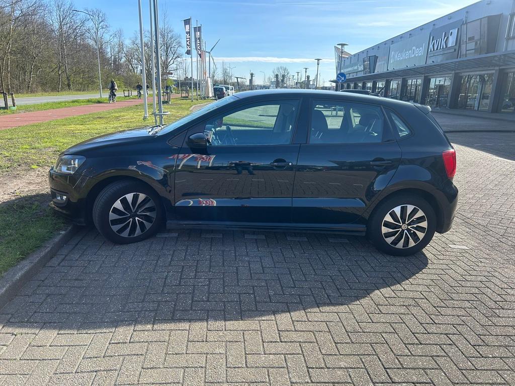 Volkswagen Polo 1.4 TDI 55KW BMT 2015 Zwart - 248000km, Voorwielaandrijving, 74 pk, 580 kg, Overige bekleding