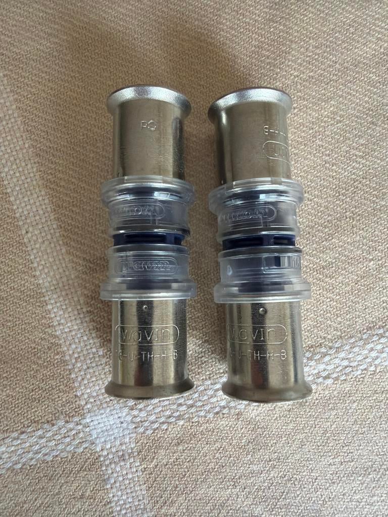 Wavin perskoppelingen voor waterleiding (2 stuks), Doe-het-zelf en Verbouw, Buizen en Afvoer, Overige typen, Nieuw, Rvs, Minder dan 2 meter