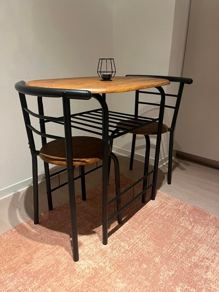 Small 2-Person Dining Table, Ophalen, Zo goed als nieuw