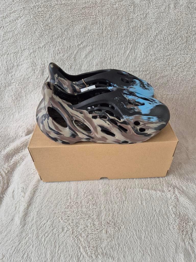 Yeezy Foam Runner MX Cinder Maat 46, Ophalen of Verzenden, Nieuw